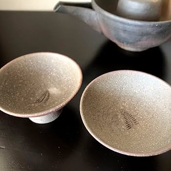 Amazon.co.jp: 長谷園 伊賀焼 片口冷酒器 盃 炭焼 : ホーム